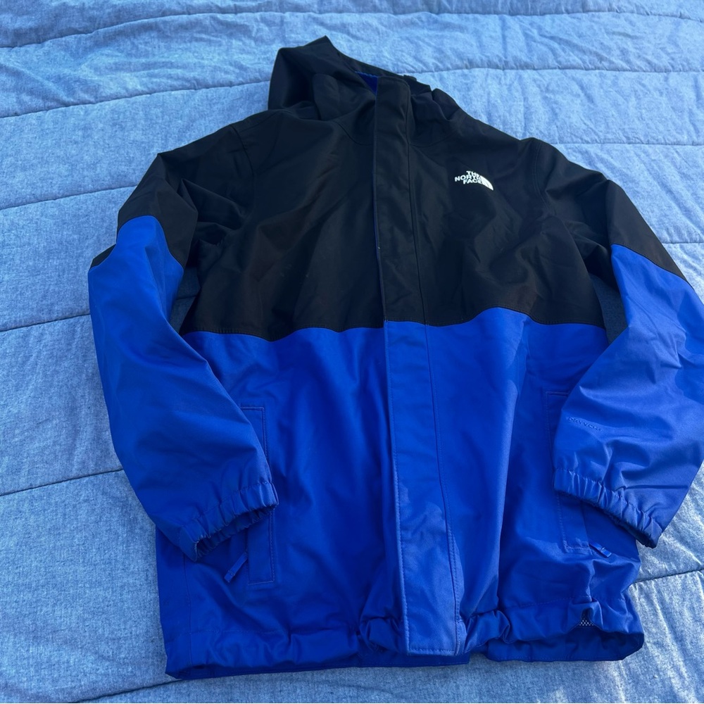 The North Face Blue/Black Color Block Triple Closure Boy Jacket Size Large 14/16